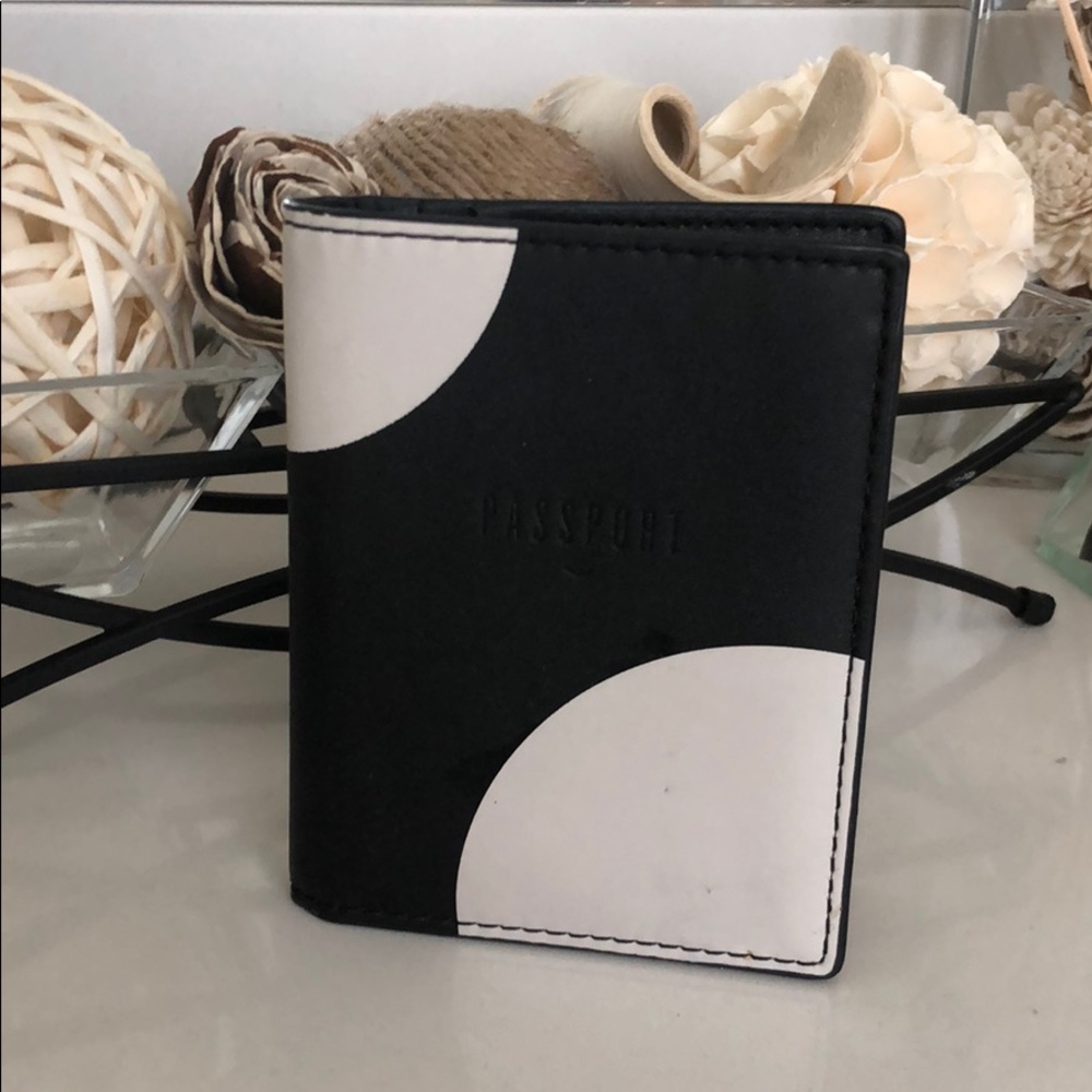 Passport holder ✈️